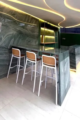 CADEIRA,BANQUETA ALTA