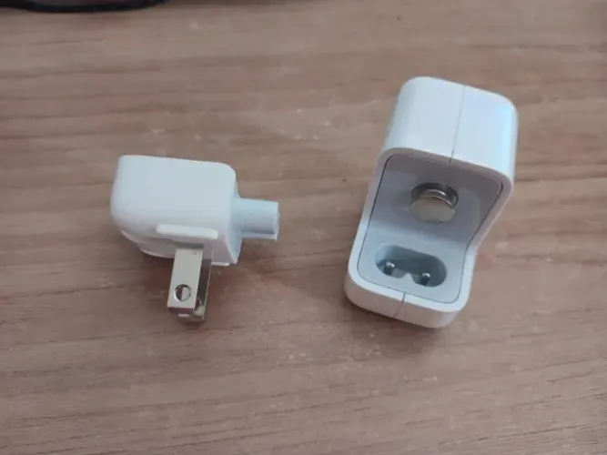 Carregador Conector Viagem Internacional Apple iPhone iPad 2 Pinos EUA Americano