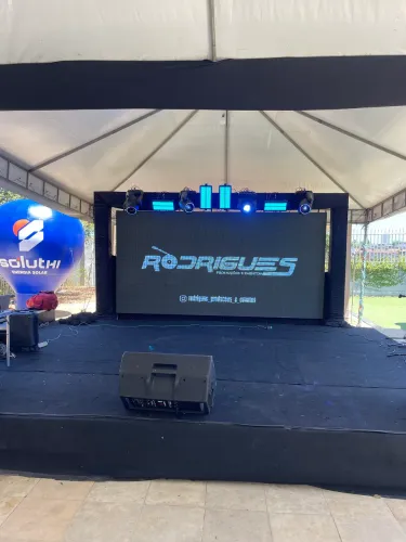 Alugamos painel de Led, som e iluminação para seu evento