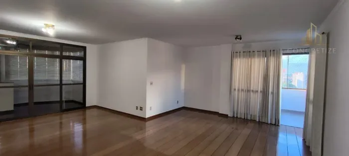 RESIDENCIAL VERSAILLES - Próximo da Avenida Duque de Caxias/Altos da Cidade
