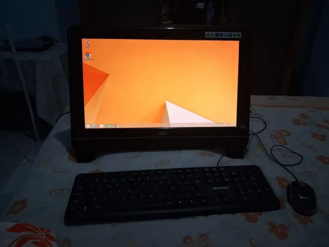Computador All in One AOC funcionando perfeitamente!