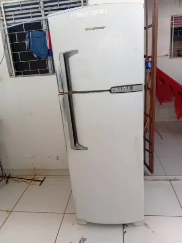 Geladeira brastemp frost free
