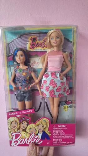Bonecas Barbie E Skipper