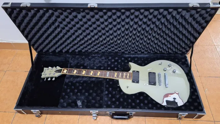 ESP LTD James Hetfield Truckster Aged Primer Gray ? Signature Metallica ? Raríssima + Case