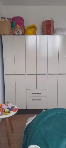 Guarda Roupa 6 portas