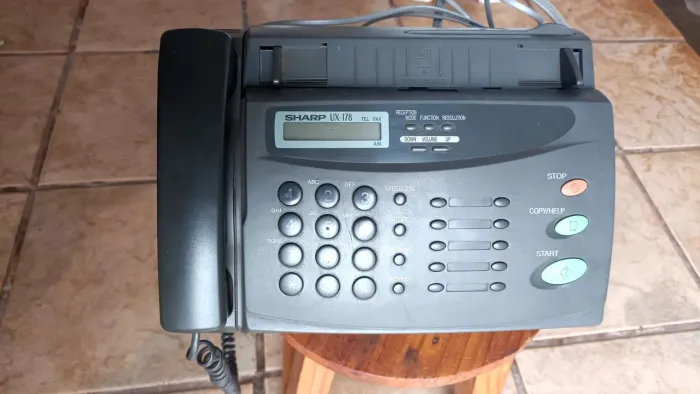 Aparelho de Fax com telefone 