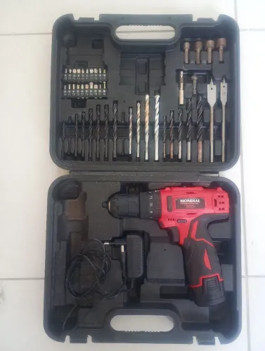 Vendo parafusadeira/furadeira