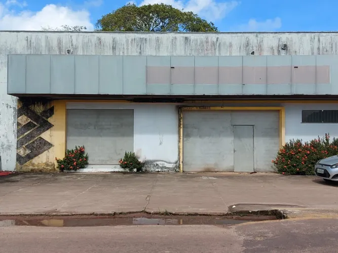 PRÉDIO COMERCIAL EM MACAPÁ
