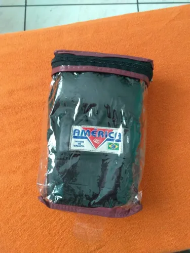 Luva para treino unissex semi nova