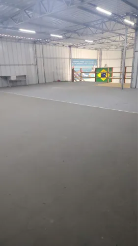 Alugo sala comercial na cachoeira do bom Jesus