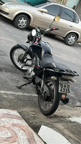 Vendo essa moto 125 2012