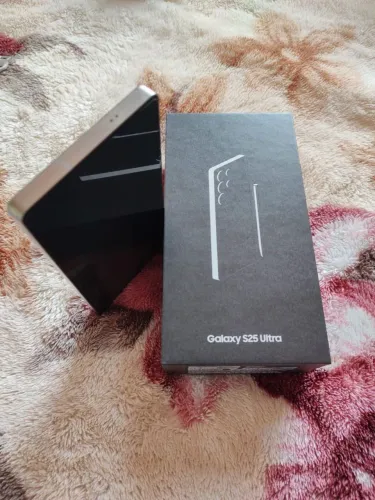 Samsung Galaxy S25 Ultra 256GB - Titânio Cinza (Titanium Gray)