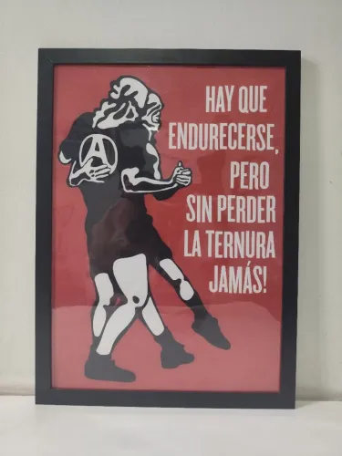 Quadro revolucionário decorativo em plástico e MDF (45x33)