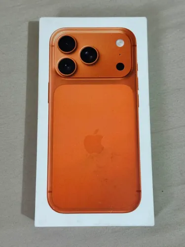 Caixa do iPhone 17 pro 512g