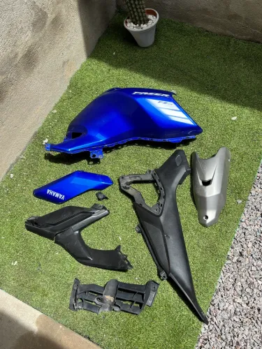 Carenagens Originais Yamaha FZ15 Azul - Usadas (Algumas para Recuperação)