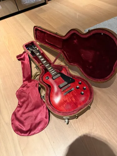 Guitarra Gibson Les Paul Studio ?70s Tribute 2012 Satin Cherry