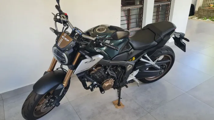 Cb650r segundo dono 