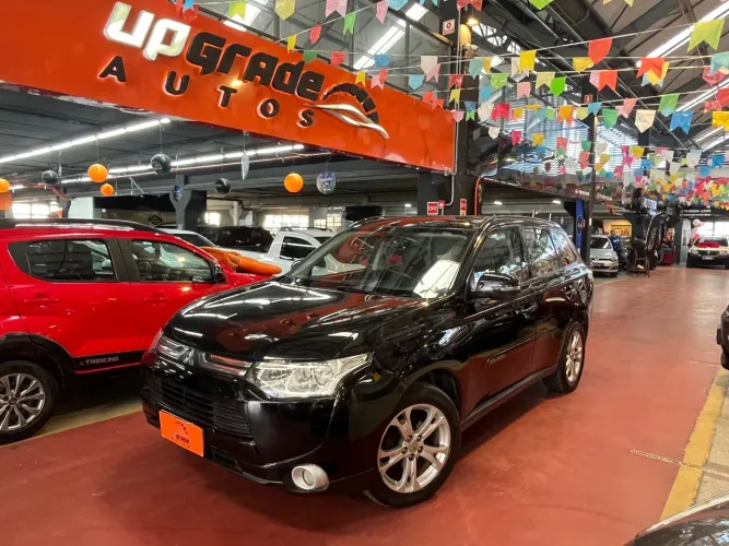 Mitsubishi Outlander 2.0 16V 160cv Aut. 2014