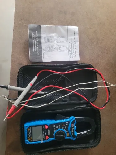 Vendo Alicate Amperímetro Minipa ET-3166B Digital True RMS 600A CAT III 600V NCV