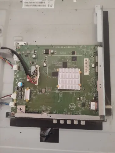Placa principal para tv Philips e AOC. Código 715G8251-M01-B00-004T