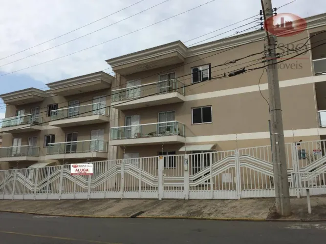 Apartamento com 2 dormitórios para alugar, 62 m² por R$ 1.778,97/mês - Chácara Machadinho