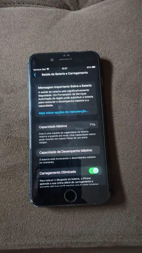 Vendo ou troco iPhone 8 plus 256 Gigas funcionando perfeitamente 