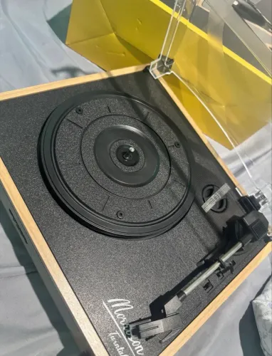 VITROLA/TOCA-DISCOS PULSE RETRO MORRISON (SP613)