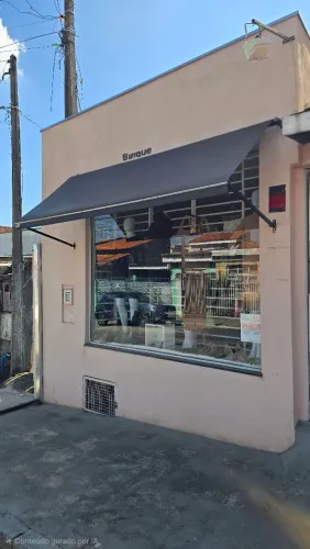 Toldo Retrátil articulado preto