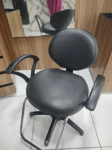Uma Cedeira de cabeleireiro