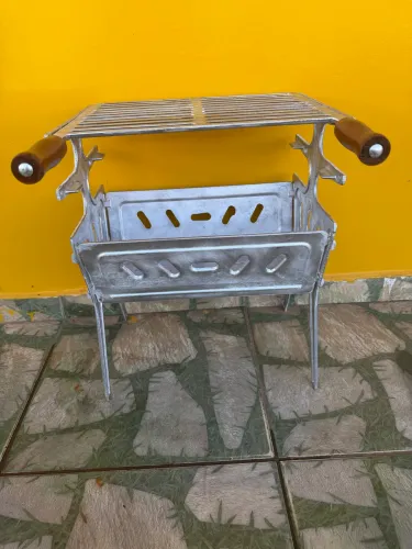 Churrasqueira de alumínio desmontável