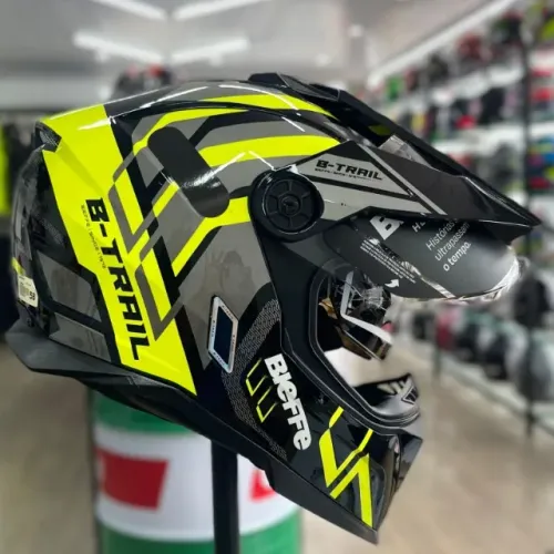 Capacete BIEFFE B-TRAIL DEFENDER PRETO/AMARELO 12X NO CARTÃO