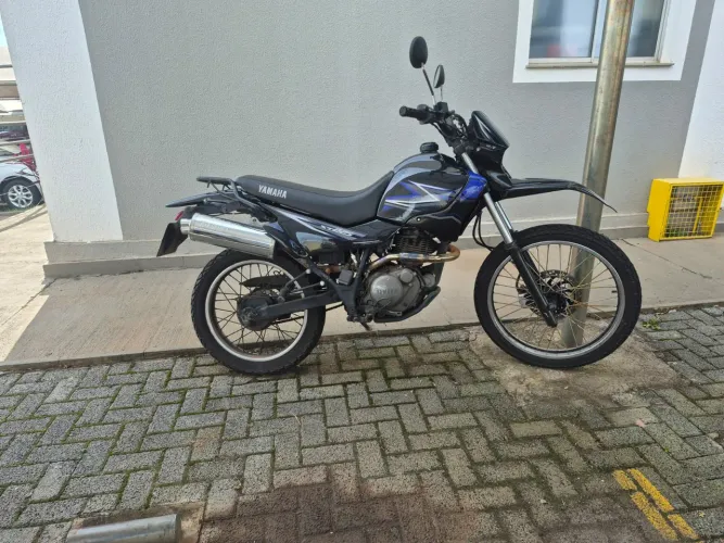 Vendo xt225 R$8000,00