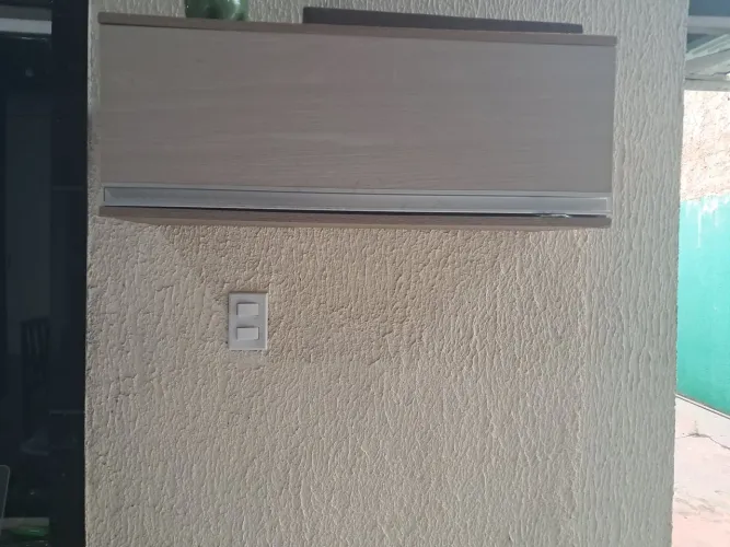 Armário suspenso