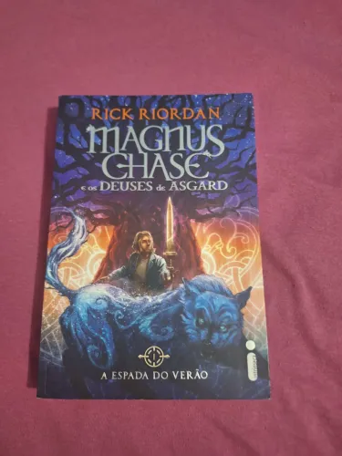 Livro Magnus chase - A espada de verão
