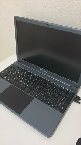 Notebook goldentec ótimo para estudos e trabalho dentre outros, ótimo estado