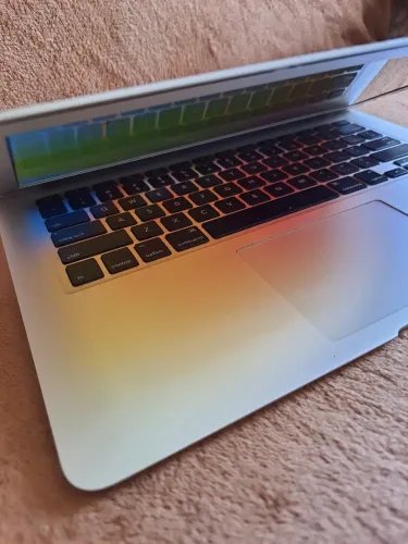 Troco por câmera - MacBook Air 2014