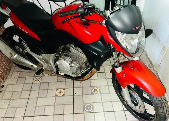 Cb 300