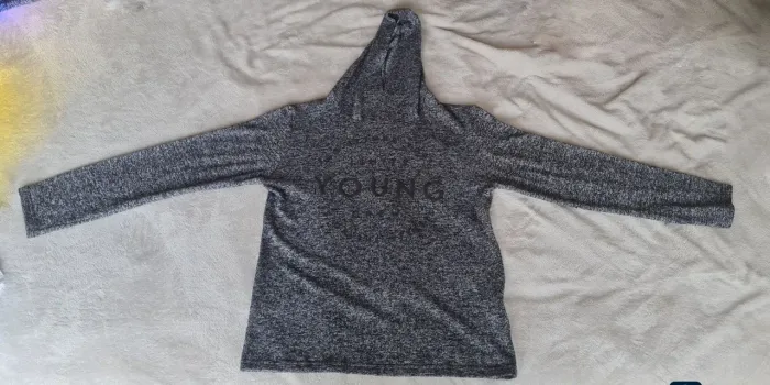 Blusa Lemon Young com Capuz Manga Longa Tamanho 16 - Estado de Nova