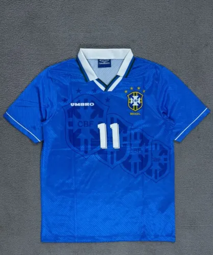 Camisa Brasil Retro Romário 1994 Azul. Tamanho M.<br>Away