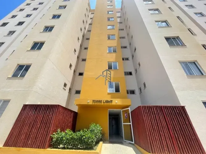 Apartamento 2/4 quartos sendo um suíte - Candeias