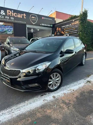 Kia Motors Cerato 1.6 16V Flex Aut. 2015