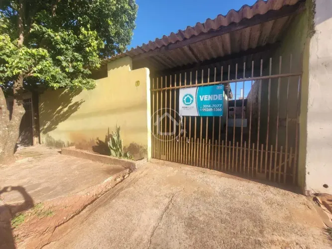 CASA NO ASFALTO NO VIDA NOVA