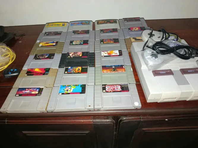 Super Nintendo Completo + Vários Cartuchos de Jogos e Controles