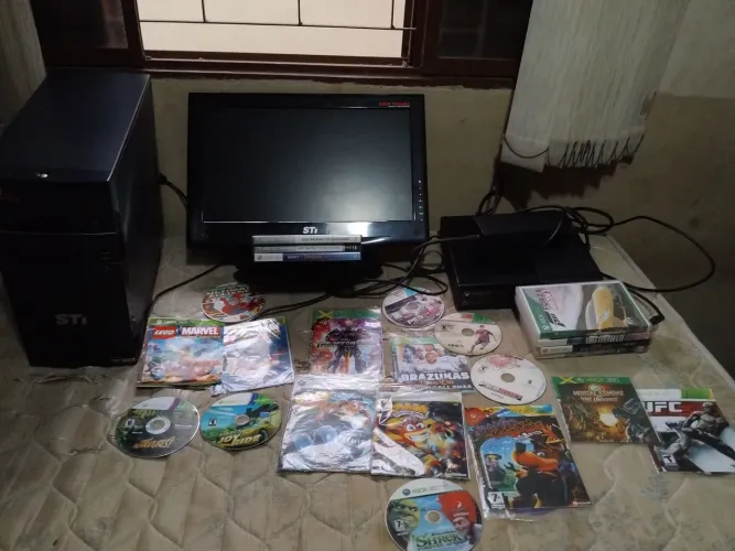 Vendo Xbox 360 super slim com kinect e computador Semp Toshiba