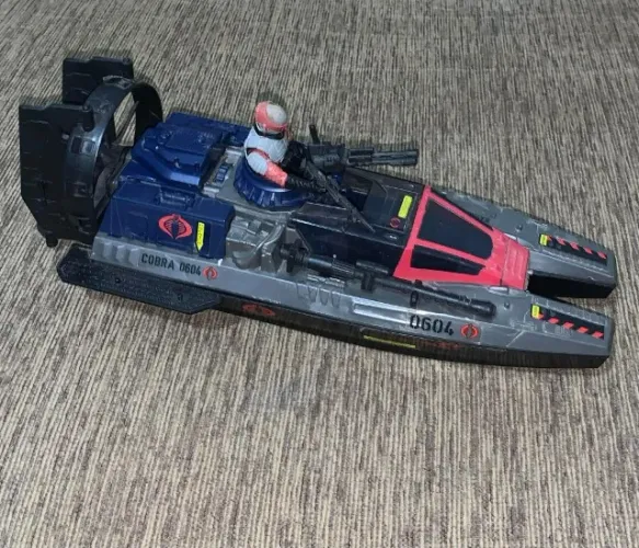 G.I. Joe Barco e Action Figure Cobra do filme Retaliation