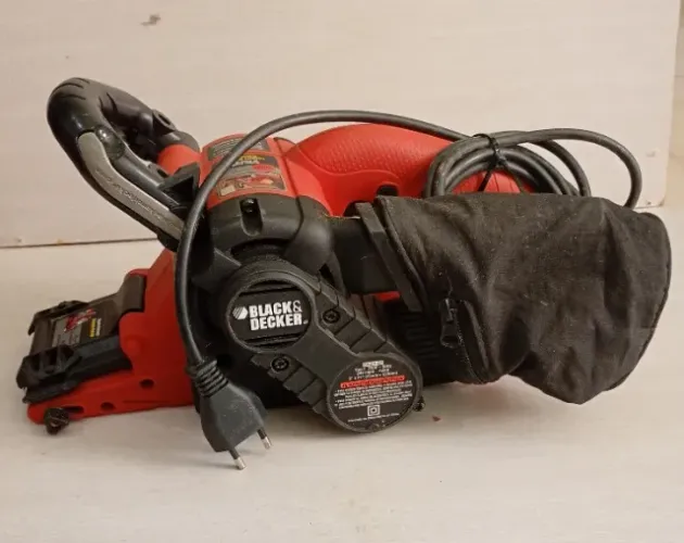 Lixadeira De Cinta Black&decker Ds321 720w 220V - USADO