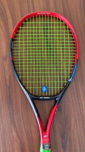 Raquete yonex vcore 98 L3