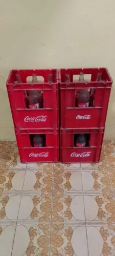 GARRAFAS COCA COLA 1L R$ 25 CADA GRADE