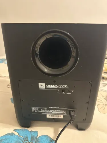 subwoofer da JBL Cinema SB350.(LER DESCRIÇÃO)