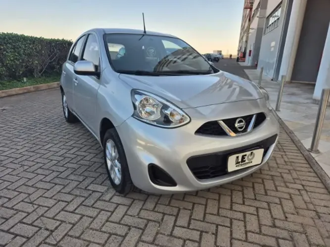 Nissan March SV 1.0 12V Flex 5P 2020